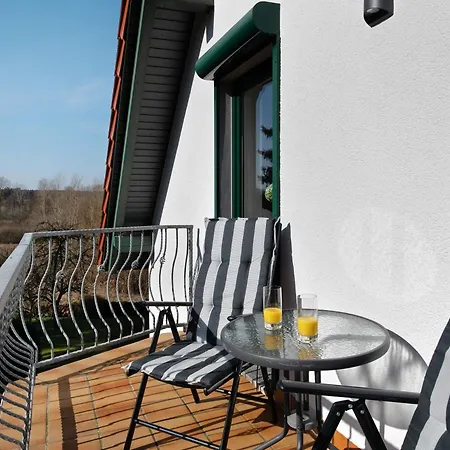 Sued-balkon An Der Schoenen Peene